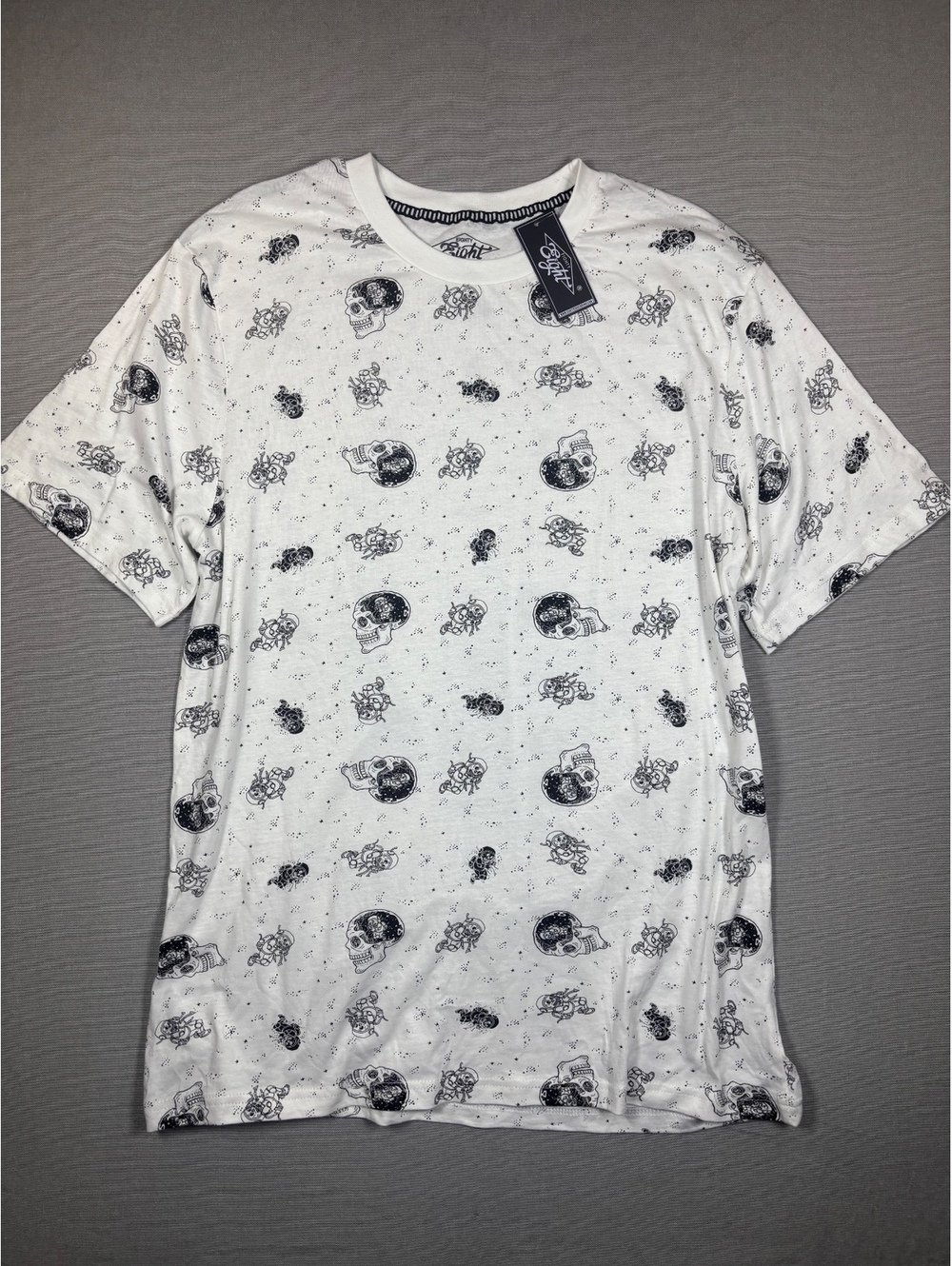 Eighty Eight Skull Astronaut Graphic T-Shirt White Mens XL New With Tags